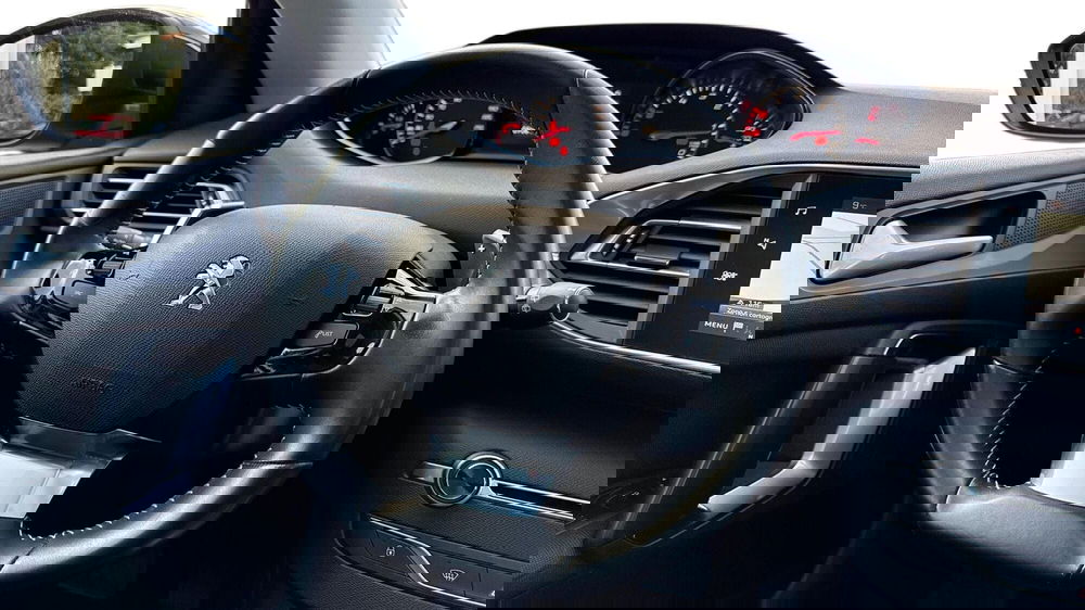 Peugeot 308 usata a Treviso (7)