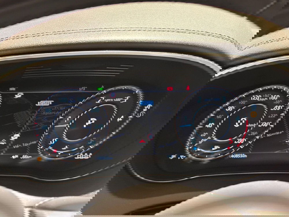 Jaguar E-Pace usata a Varese (10)