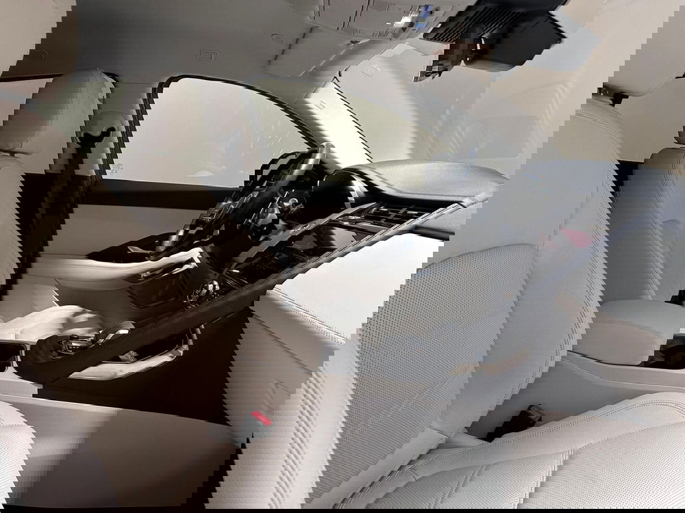 Jaguar E-Pace usata a Varese (3)