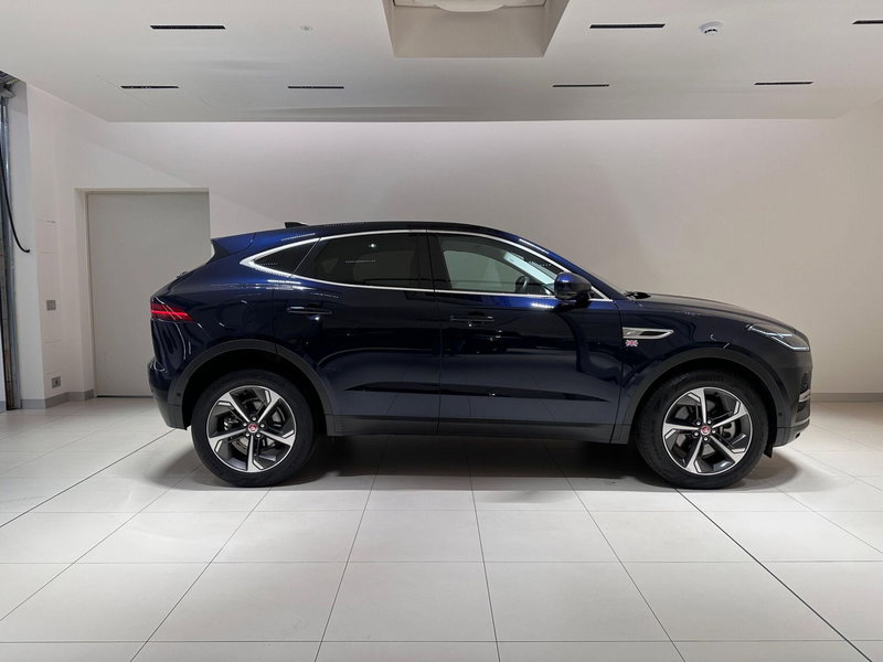 Jaguar E-Pace usata a Varese (6)