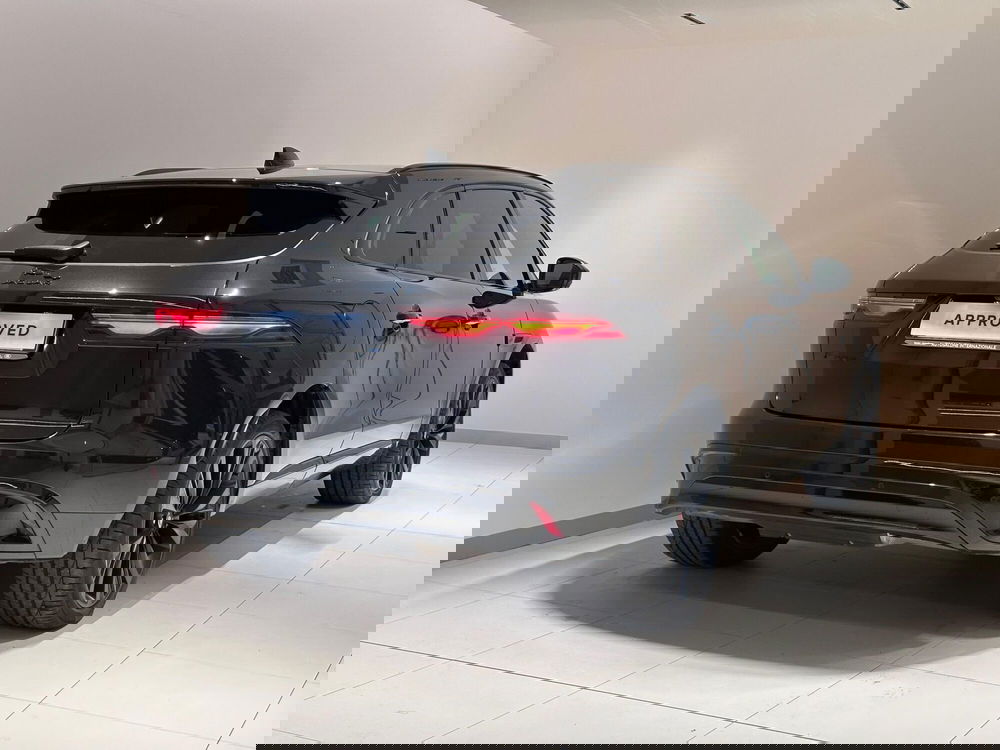 Jaguar F-Pace usata a Varese (2)