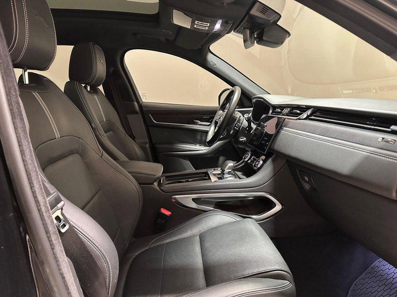 Jaguar F-Pace usata a Varese (3)