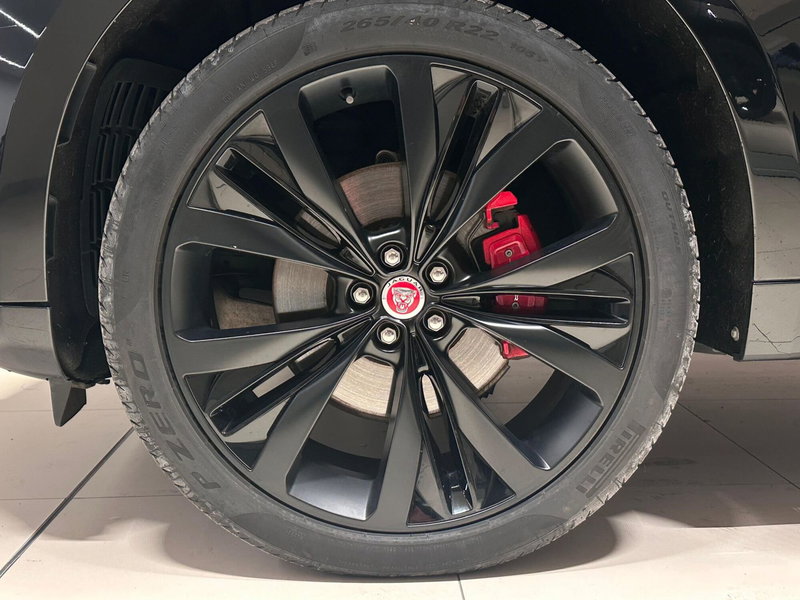 Jaguar F-Pace usata a Varese (9)