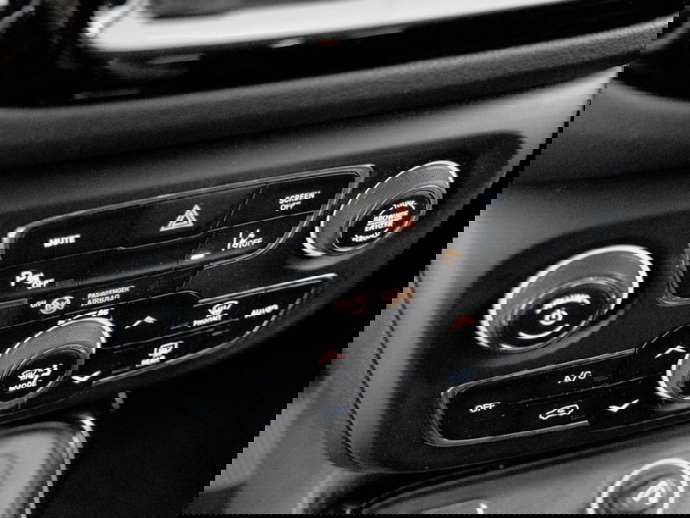 Jeep Compass usata a Prato (16)