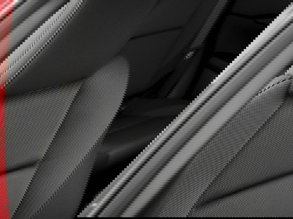 Mazda CX-30 nuova a Prato (18)