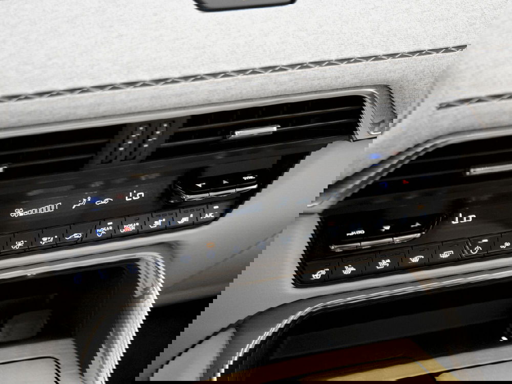 Mazda CX-80 nuova a Prato (16)