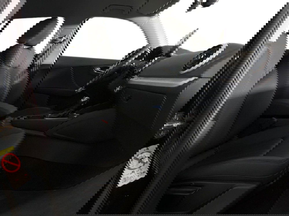 Audi Q2 usata a Napoli (7)