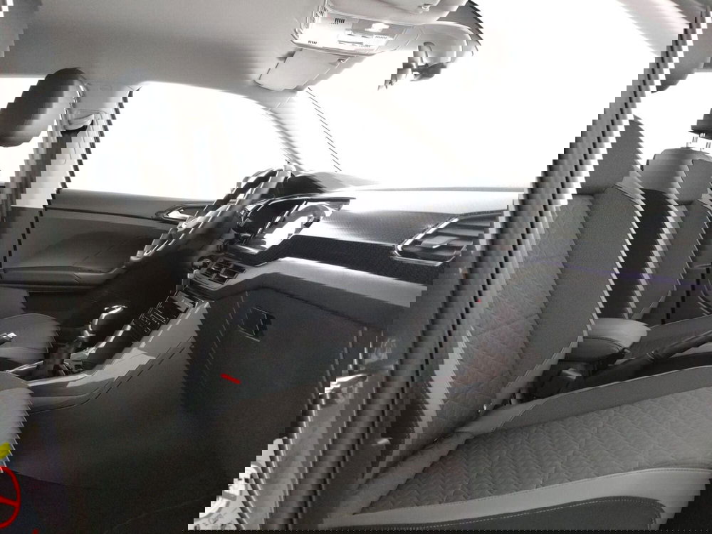 Volkswagen T-Cross usata a Napoli (8)