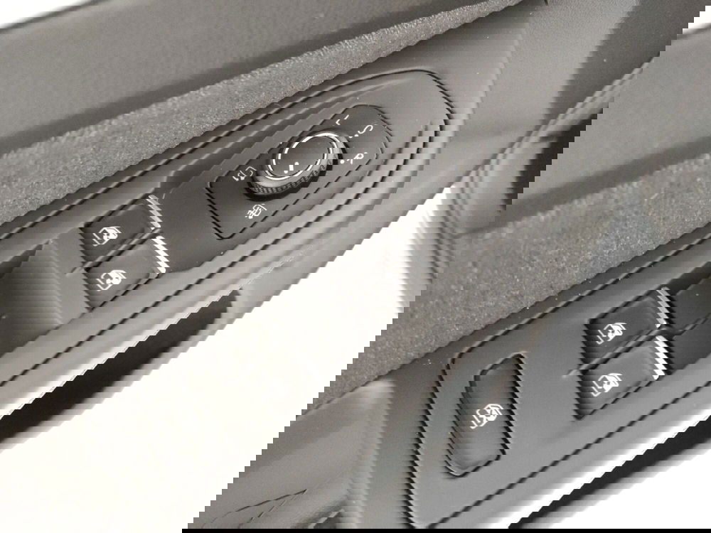 Volkswagen Golf usata a Napoli (10)