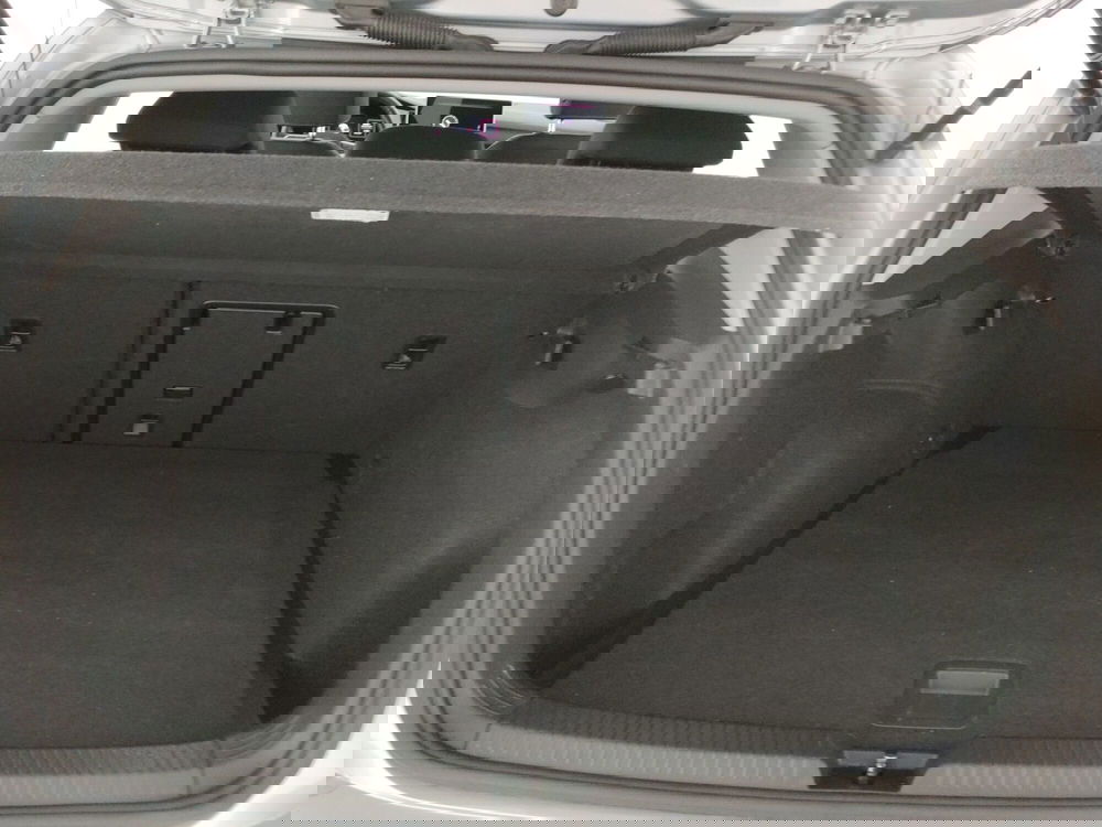 Volkswagen Golf usata a Napoli (18)