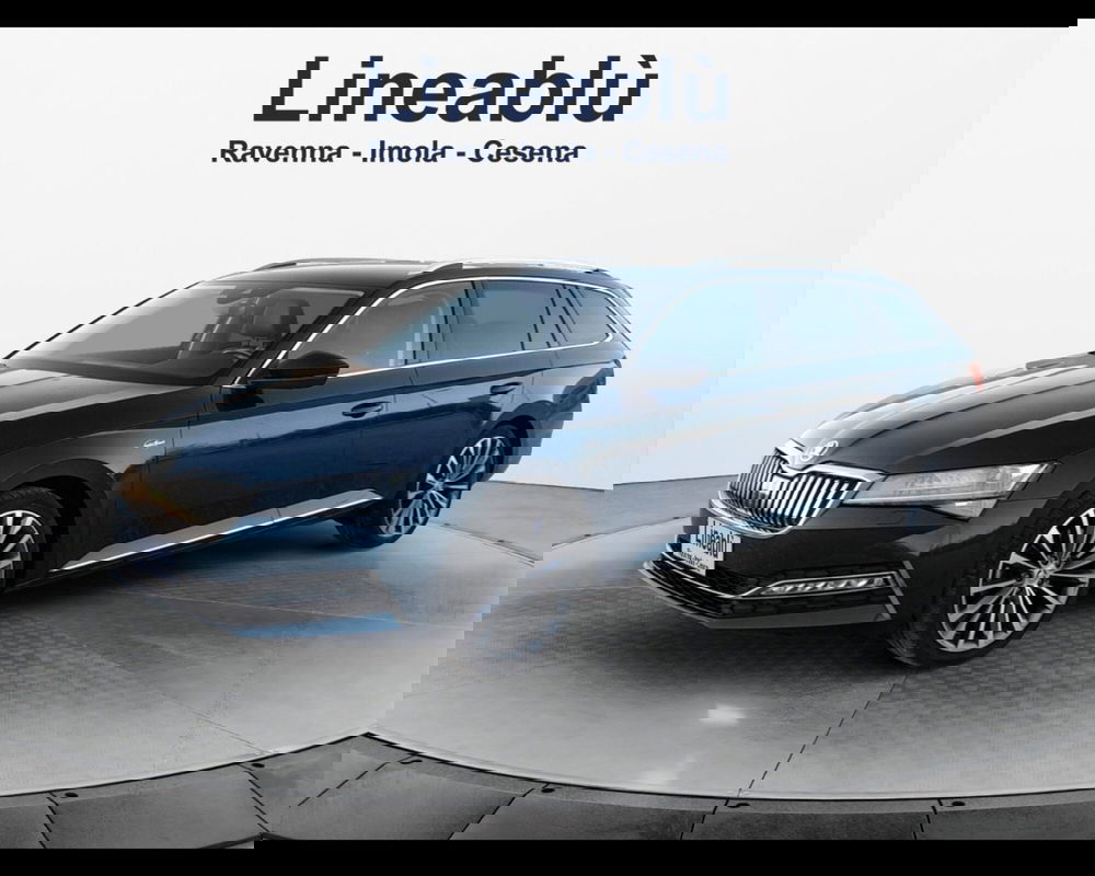 Skoda Superb Station Wagon usata a Ravenna