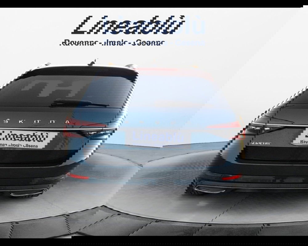 Skoda Superb Station Wagon usata a Ravenna (4)