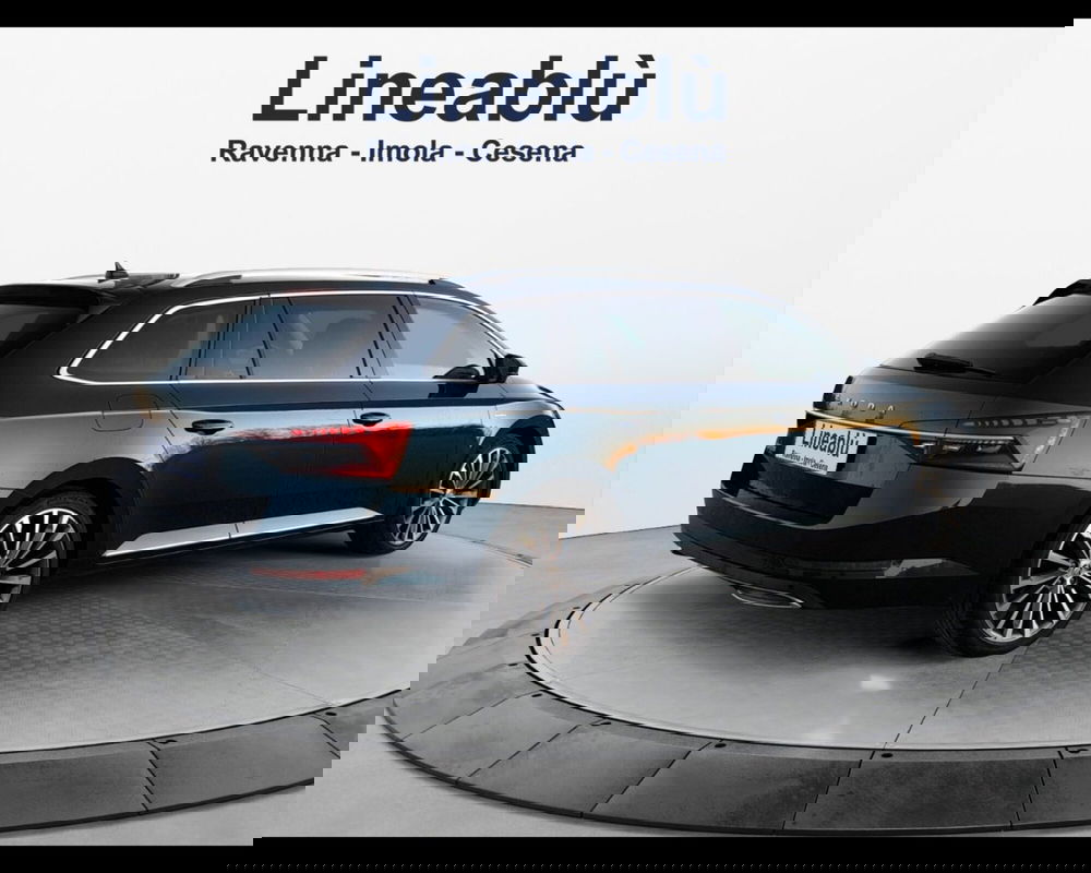 Skoda Superb Station Wagon usata a Ravenna (5)