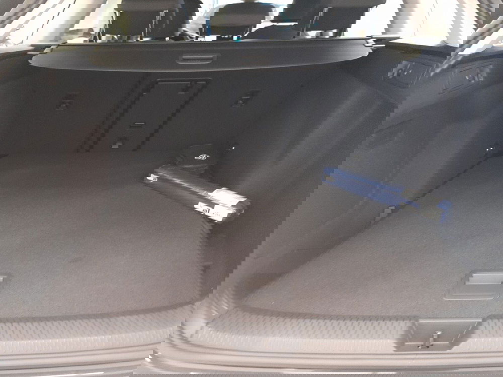 Volkswagen Golf Variant nuova a Bologna (17)