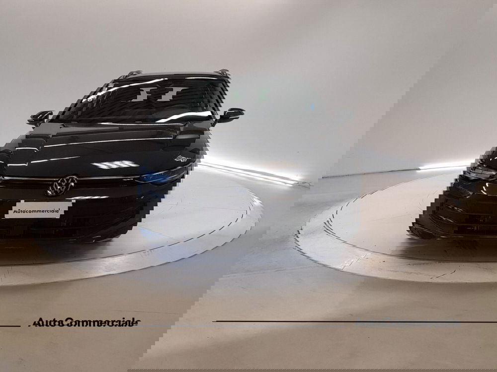 Volkswagen Golf Variant nuova a Bologna (2)