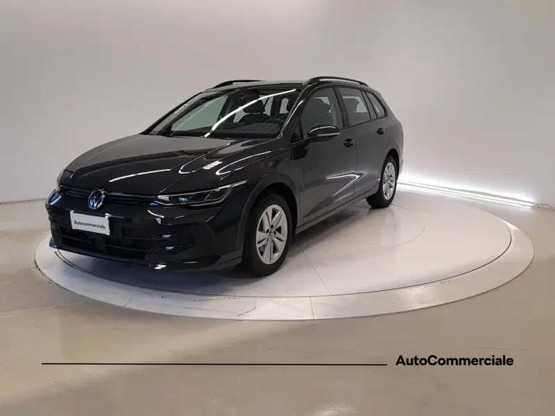 Volkswagen Golf Variant nuova a Bologna (3)