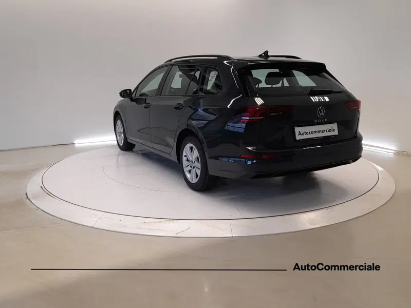 Volkswagen Golf Variant nuova a Bologna (4)