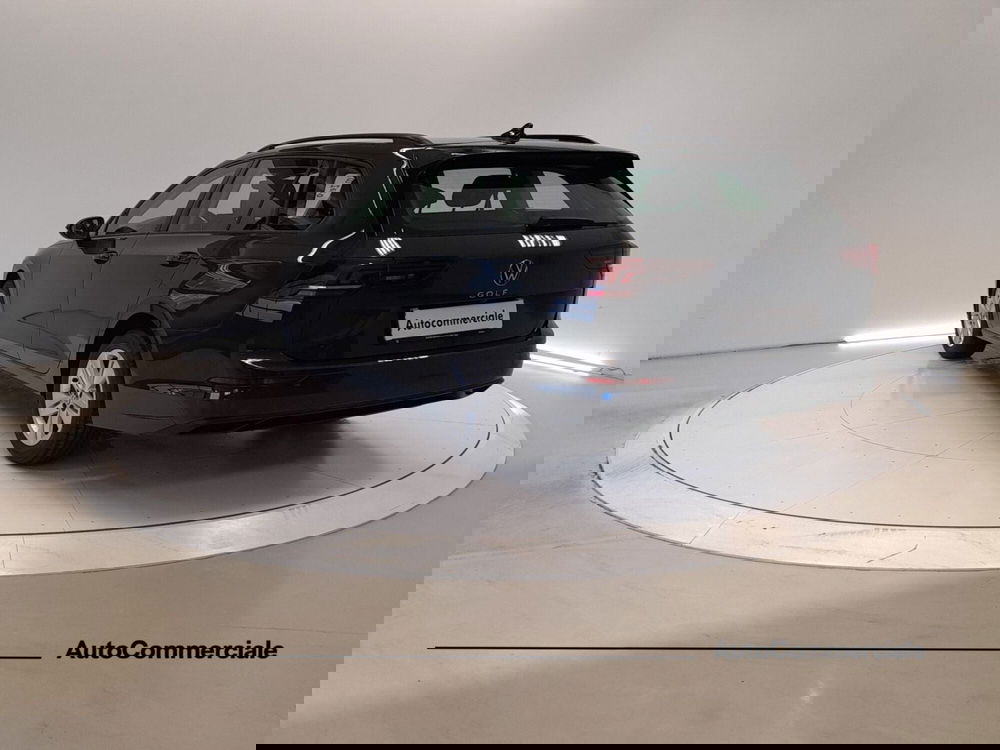 Volkswagen Golf Variant nuova a Bologna (4)