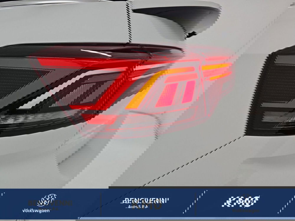 Volkswagen T-Roc Cabrio nuova a Catanzaro (9)