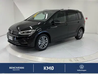 Volkswagen Touran 2.0 TDI 150 CV SCR DSG Business BlueMotion Technology nuova a Catanzaro