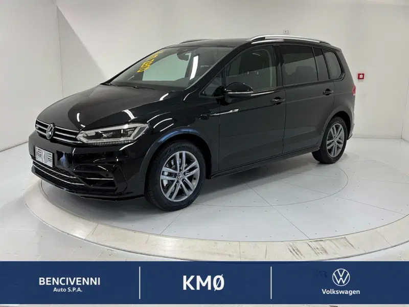 Volkswagen Touran nuova a Catanzaro