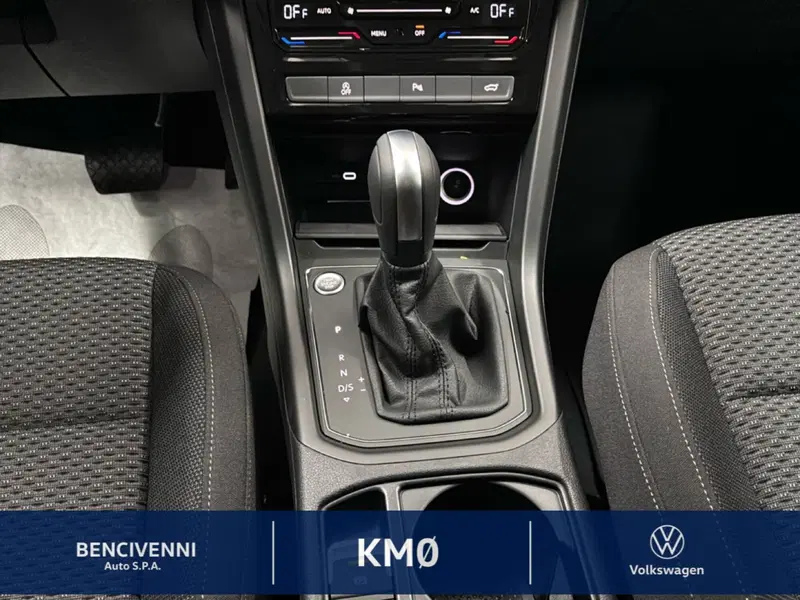 Volkswagen Touran nuova a Catanzaro (19)