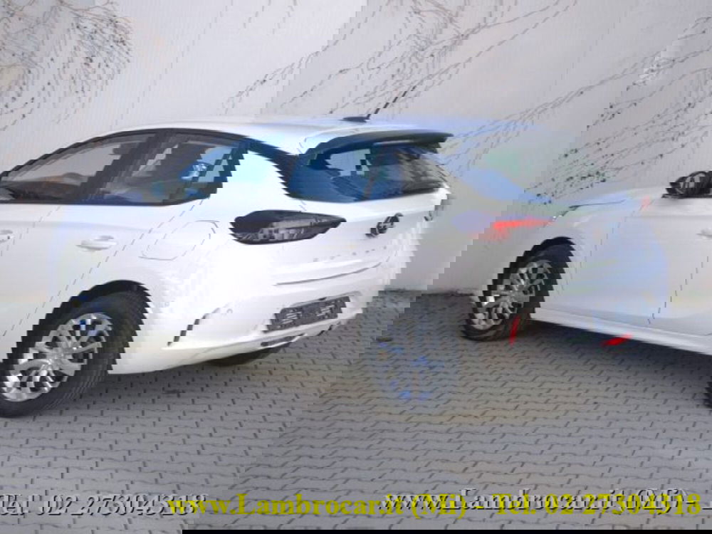 Opel Corsa nuova a Milano (15)