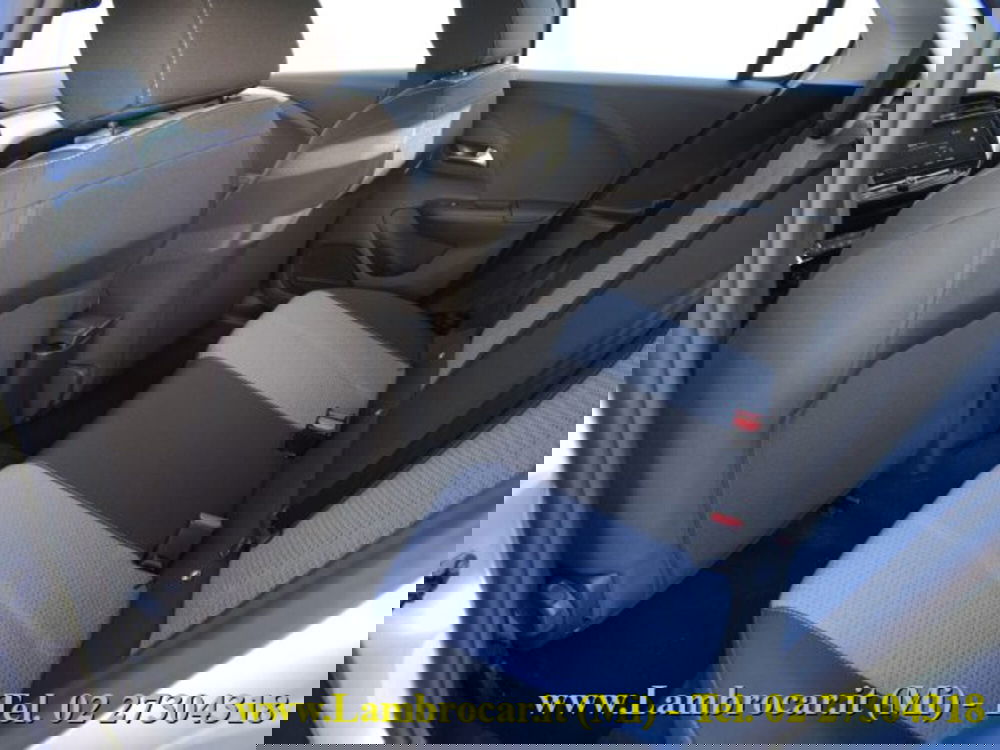 Opel Corsa nuova a Milano (5)