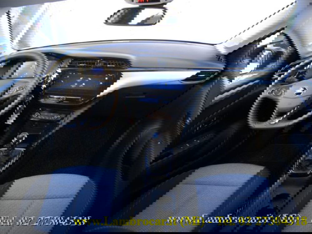 Opel Corsa nuova a Milano (2)