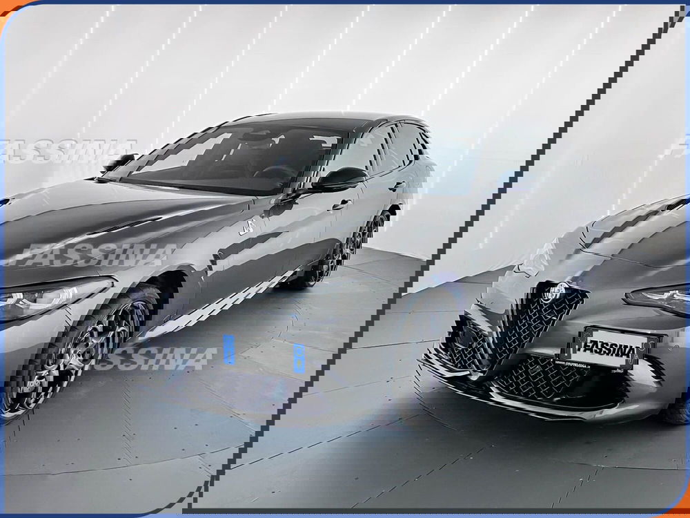 Alfa Romeo Giulia nuova a Milano (3)