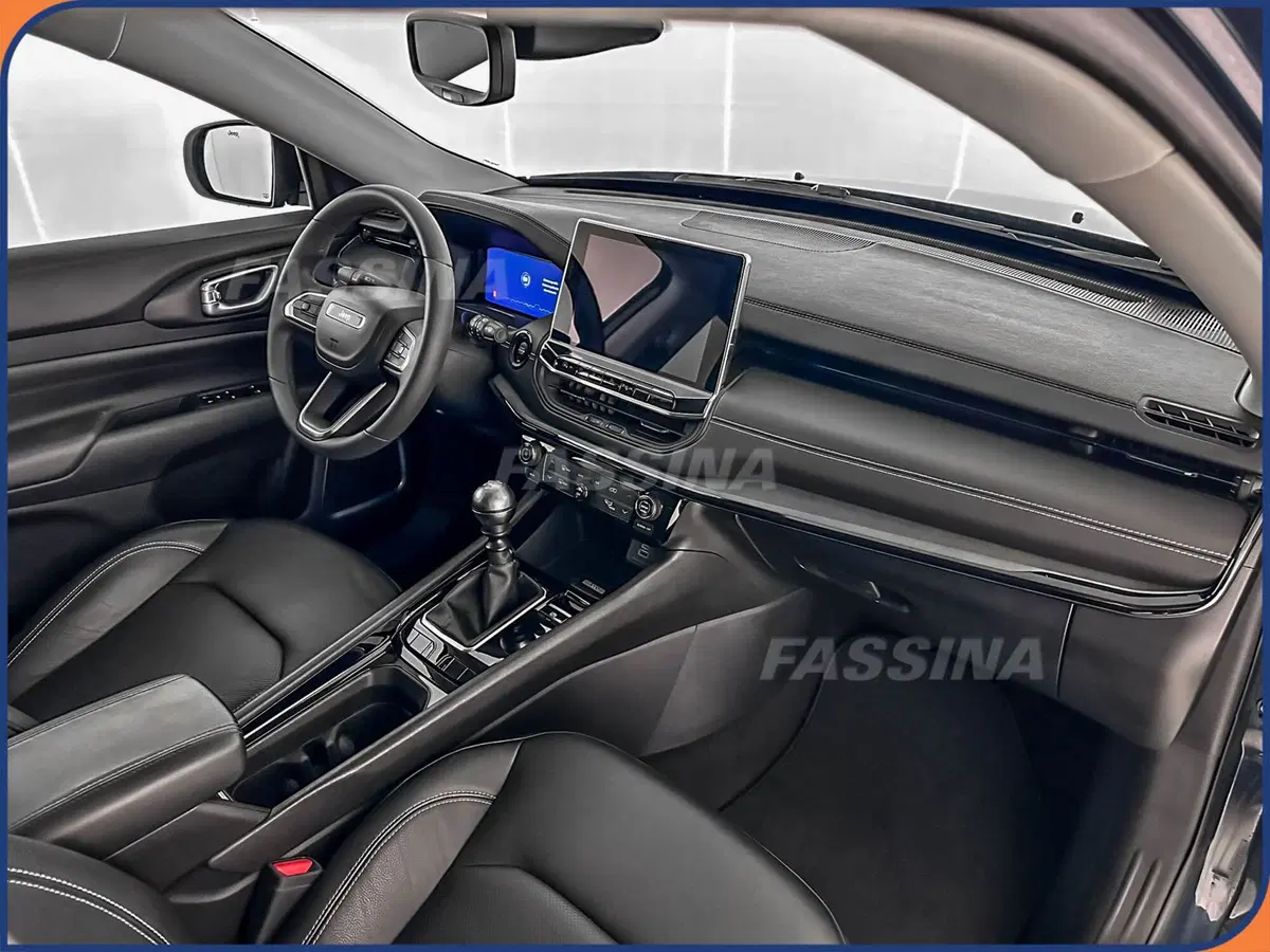 Jeep Compass usata a Milano (14)