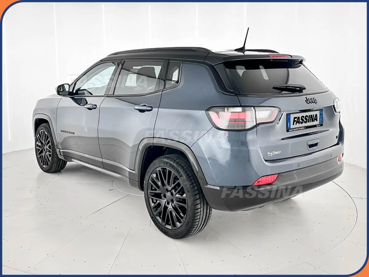 Jeep Compass usata a Milano (4)