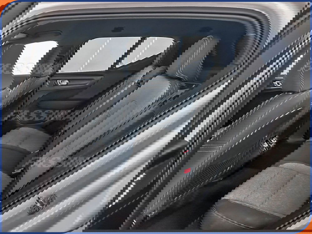 Volvo XC40 usata a Milano (10)