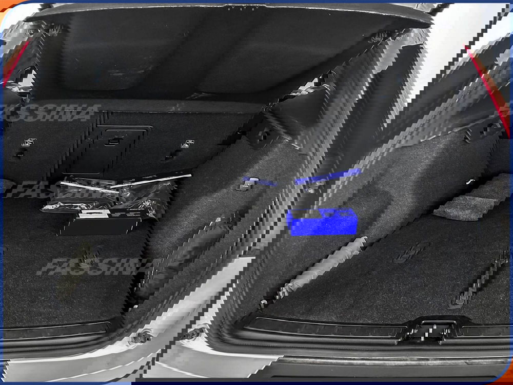 Volvo XC40 usata a Milano (11)