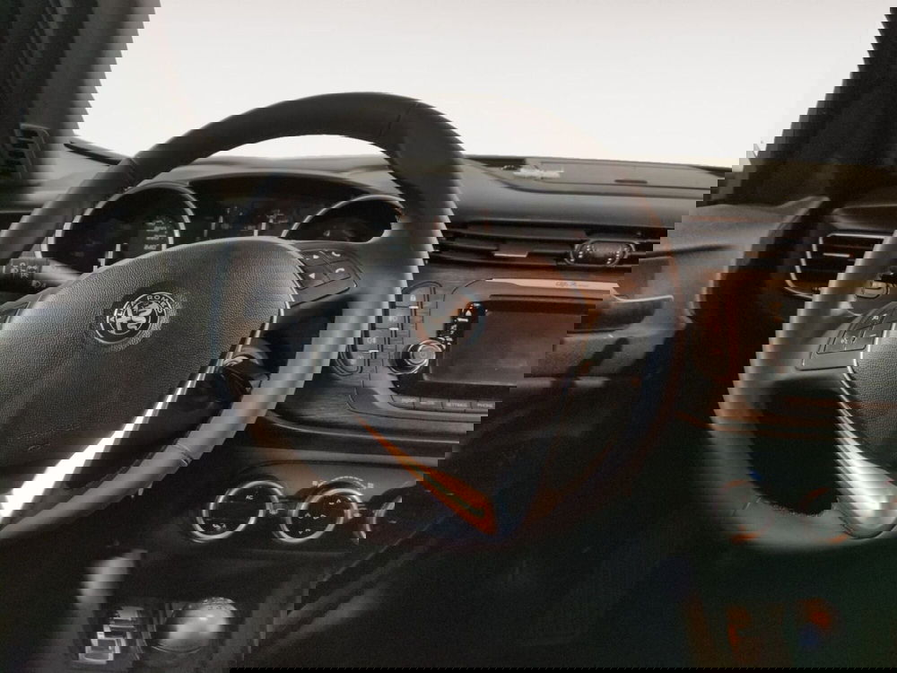 Alfa Romeo Giulietta usata a Agrigento (11)