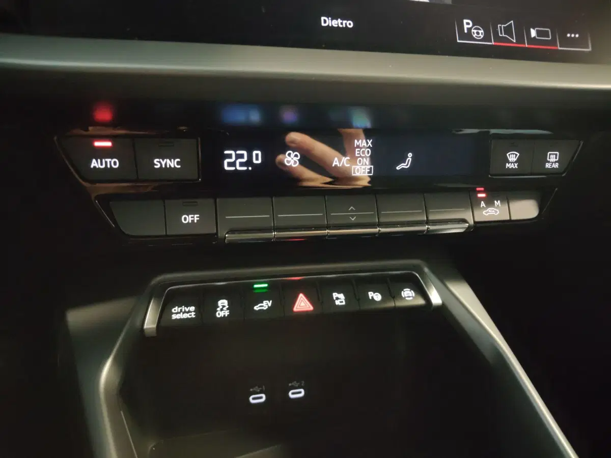 Audi A3 Sportback nuova a Modena (11)