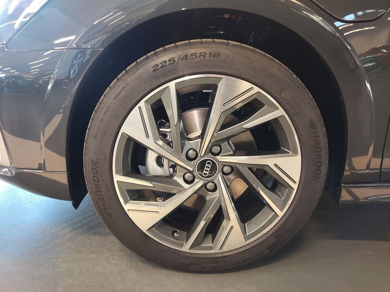 Audi A3 Sportback nuova a Modena (6)