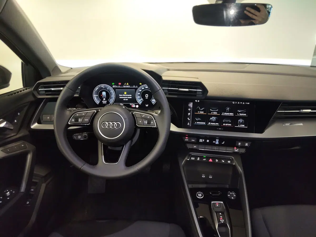 Audi A3 Sportback nuova a Modena (7)