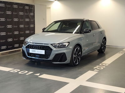 Audi A1 Sportback 30 TFSI S tronic Identity Black nuova a Modena