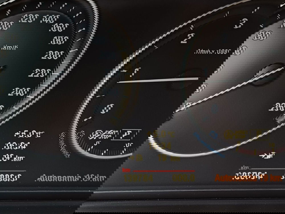 BMW Serie 5 Touring usata a Modena (8)