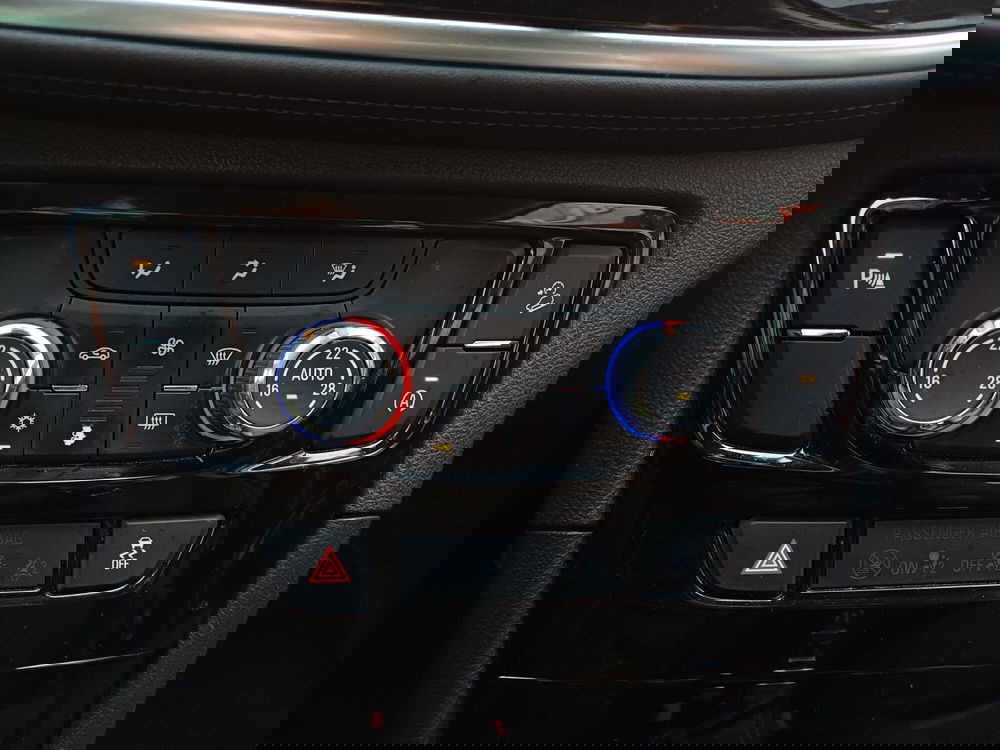 Opel Mokka usata a Modena (19)