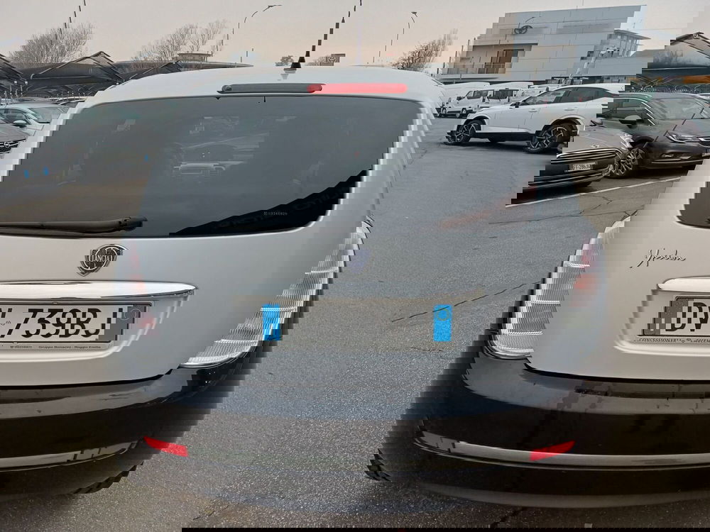 Lancia Ypsilon usata a Modena (6)