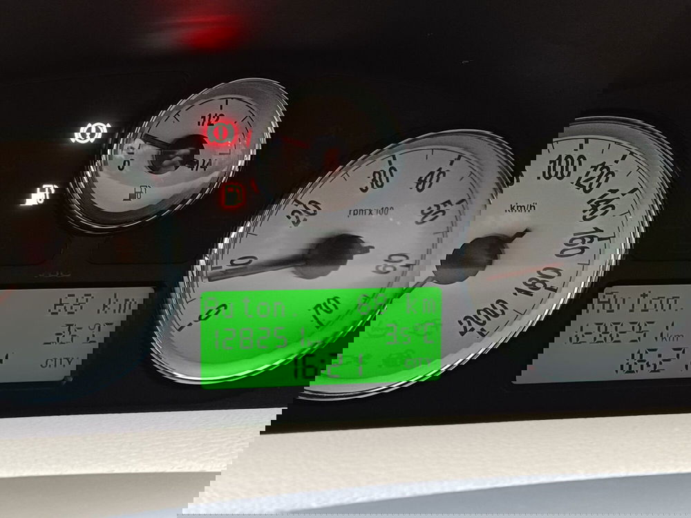 Lancia Ypsilon usata a Modena (8)