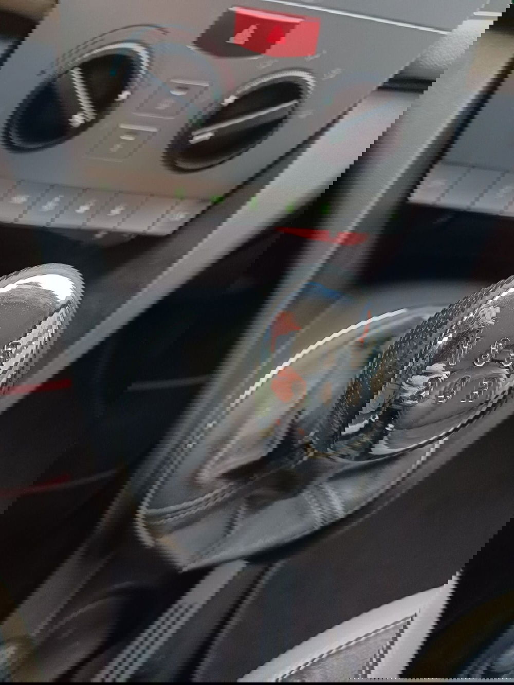 Lancia Ypsilon usata a Modena (9)