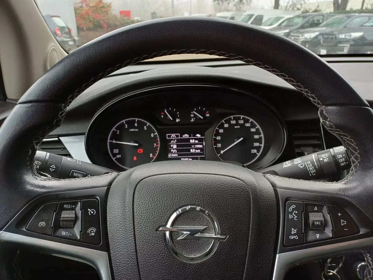 Opel Mokka usata a Modena (11)