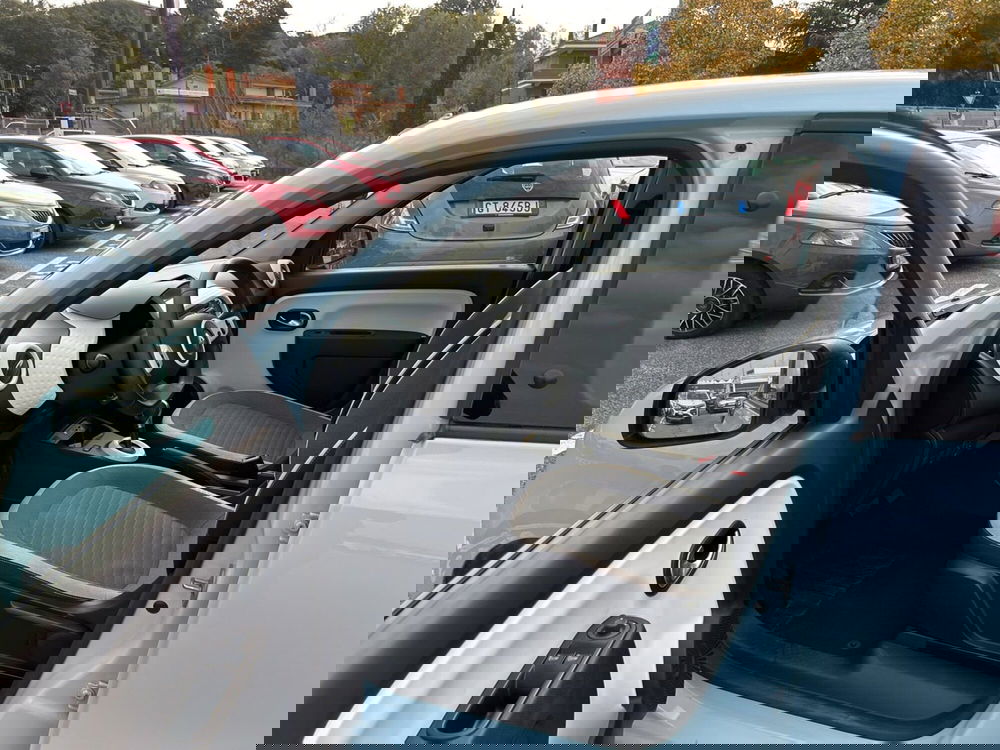 Renault Twingo usata a Latina (12)