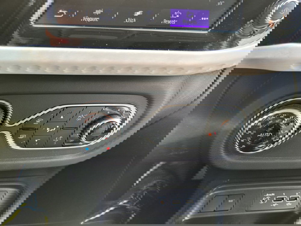 Renault Twingo usata a Latina (17)