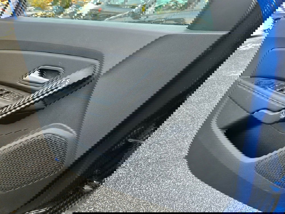 Dacia Duster usata a Latina (19)