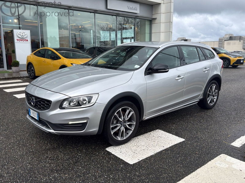 Volvo V60 Cross Country usata a Reggio Calabria