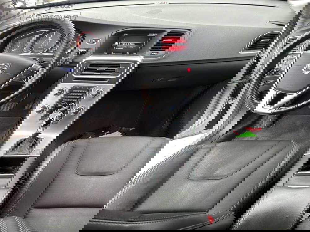 Volvo V60 Cross Country usata a Reggio Calabria (10)